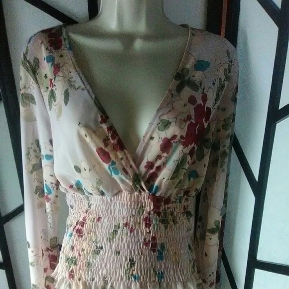 Calme Women's Pink Floral Elastic Waist Crop Top - Picture 3 of 7